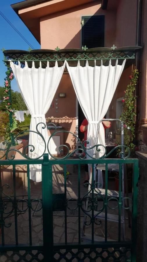 Hotel La Marinella à Tonfano Extérieur photo
